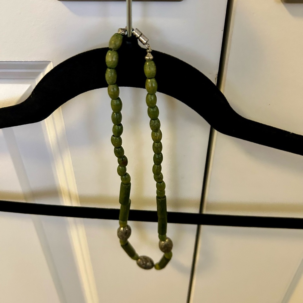 Elegant Green Beaded Necklace